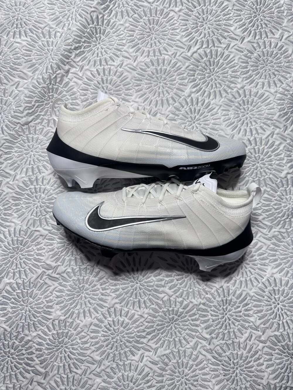Men's Size 11 Nike Zoom Air Vapor Elite Wide White Black Football HV2724-100